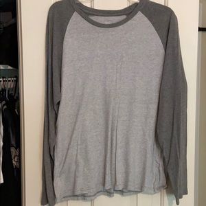 Old Navy Long Sleeve tshirt